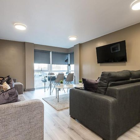 Host Apartments - Spacious 3 Bed Apartment With 3 Ensuites Liverpool Eksteriør billede